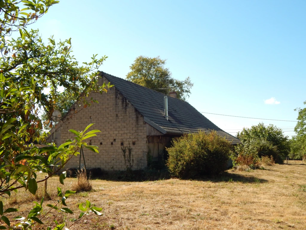 COMBLES