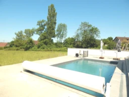 VUE PISCINE CHAUFFÉE 4 X 8 m