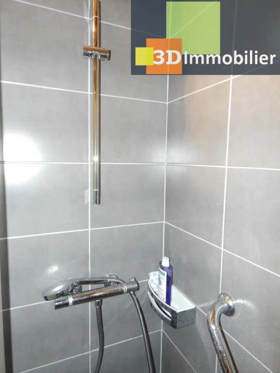 SALLE DE DOUCHE 1