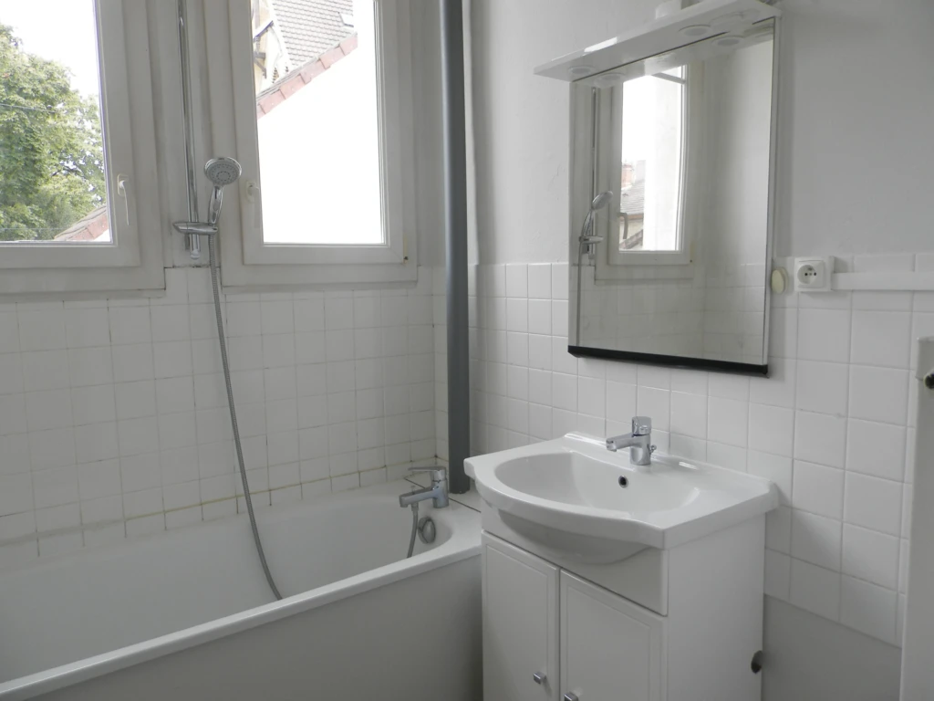 CHAMBRE 12.70 M²