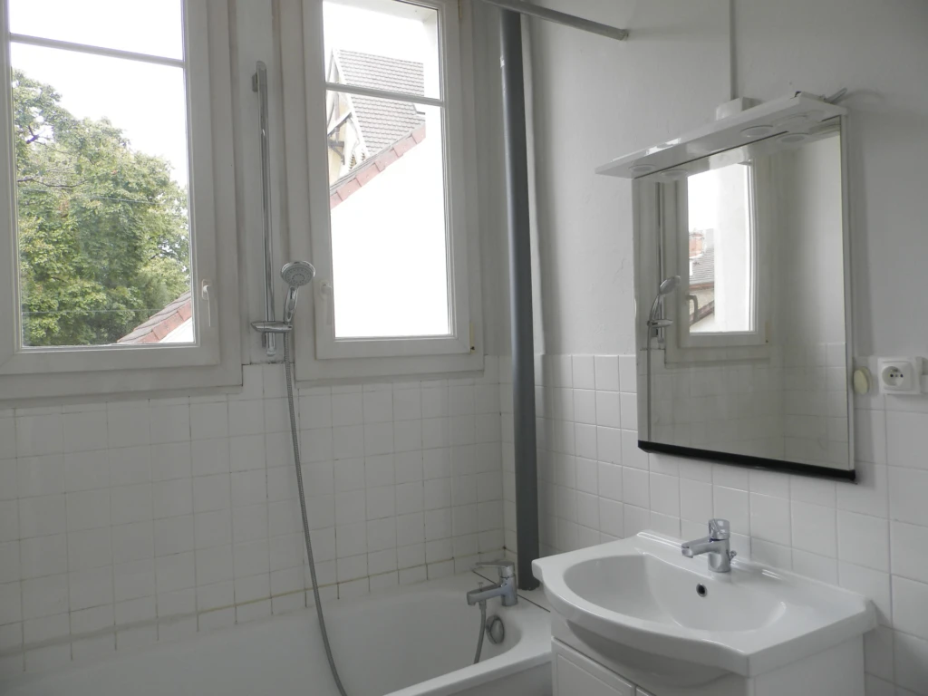 SALLE D'EAU 3.50 M²