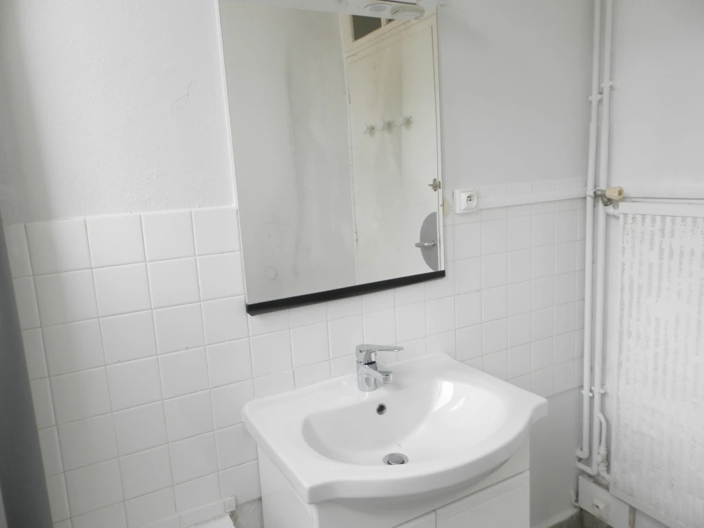 SALLE D'EAU 3.50 M²