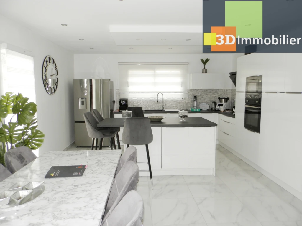 PIÈCE DE VIE 30 m²