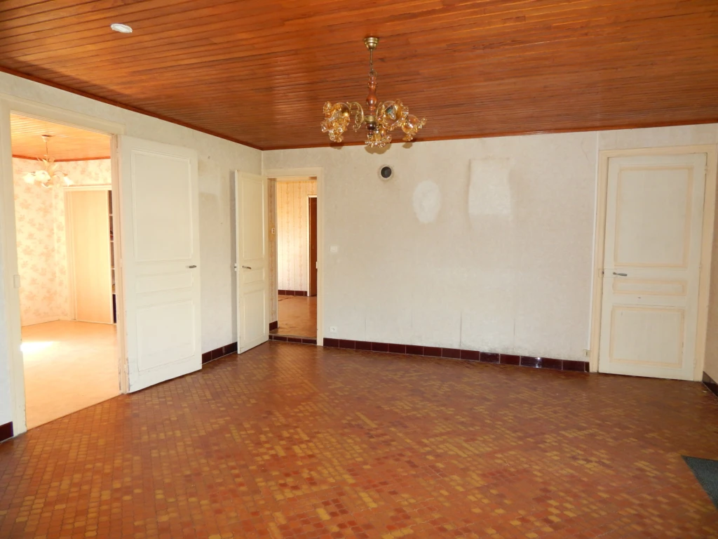 SALON 23.30 M²