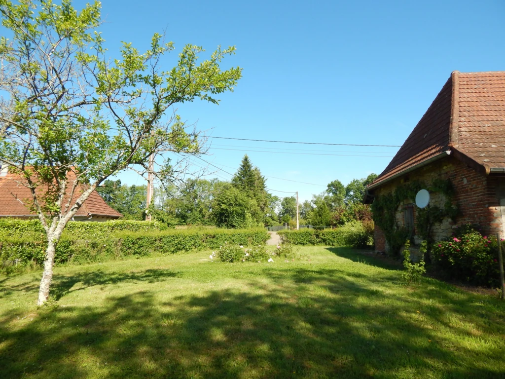 COMBLES