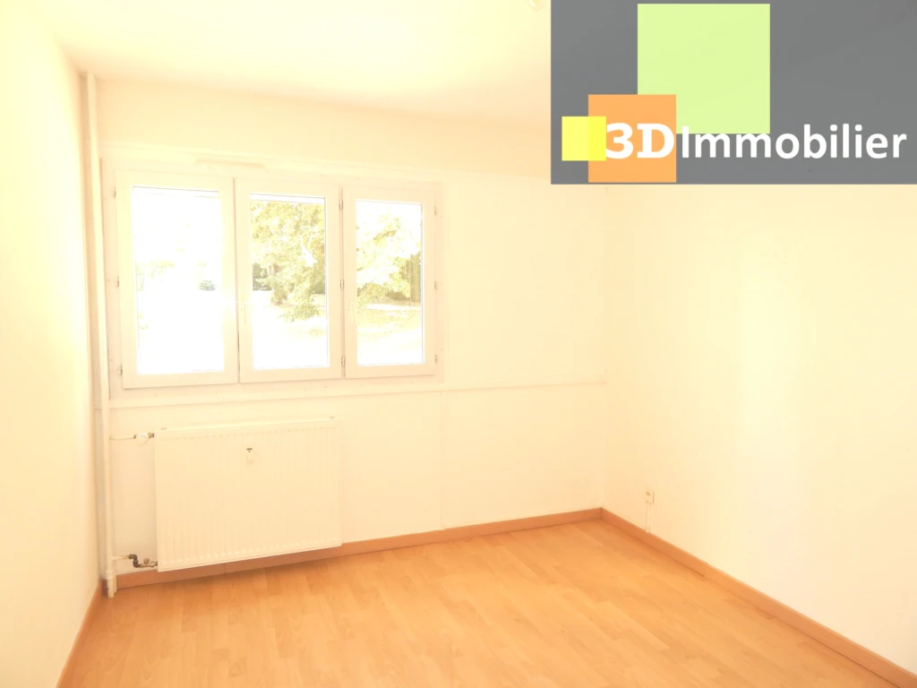 CHAMBRE 10.50 M² AVEC LOGGIA