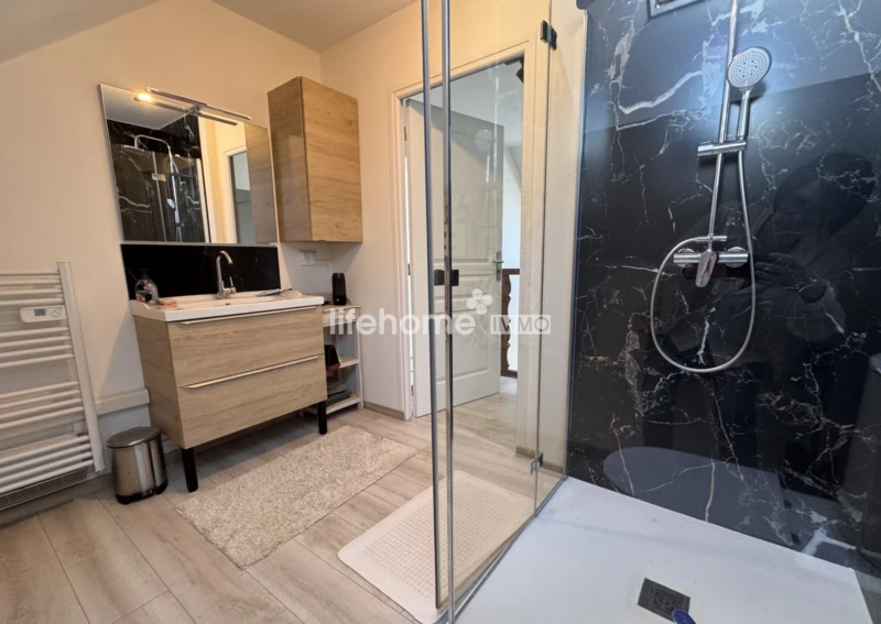 Salle d'eau ETAGE