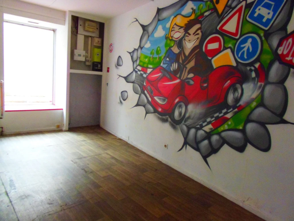 Photo 6