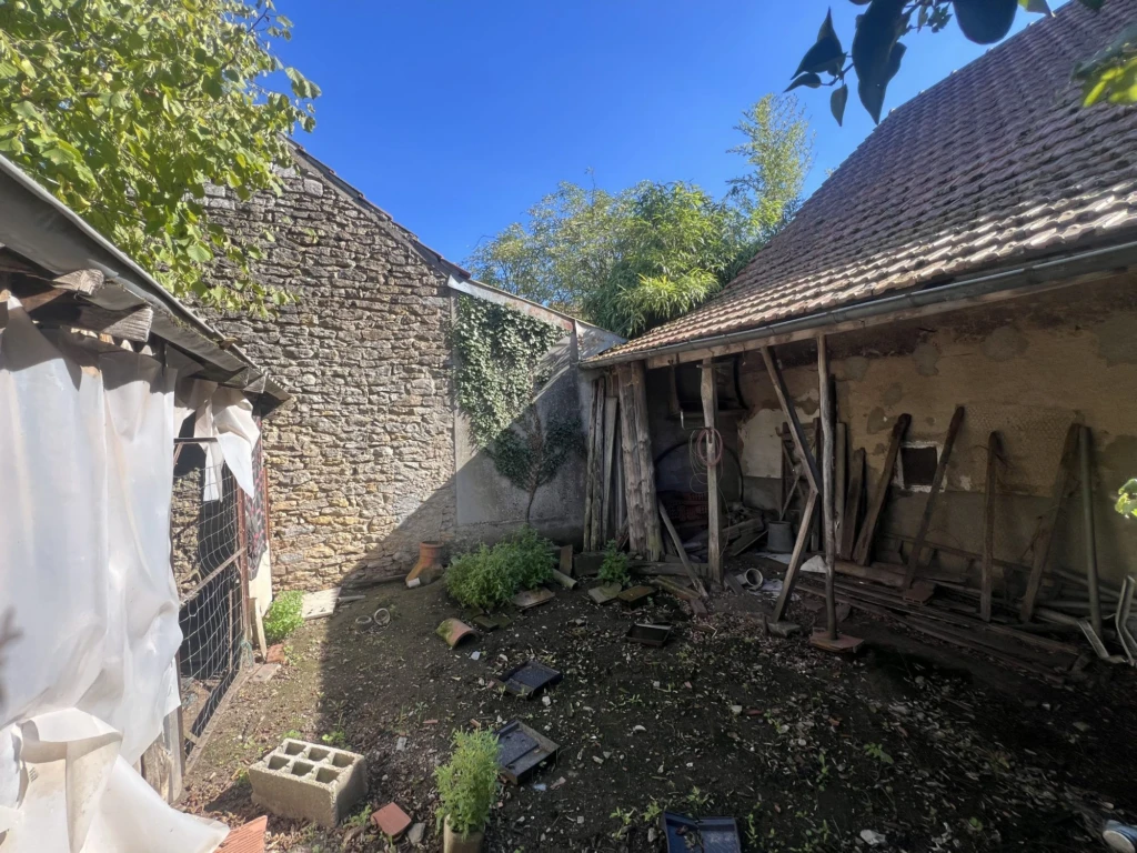 Photo 18