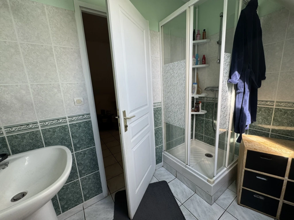Photo 12