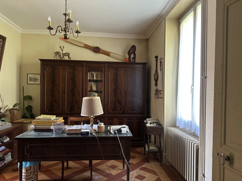 Photo 10