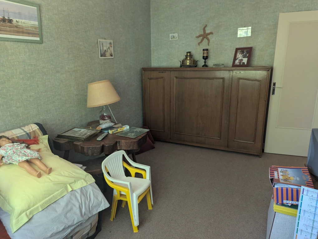 Photo 8