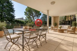 Terrasse 54m² sans vis à vis