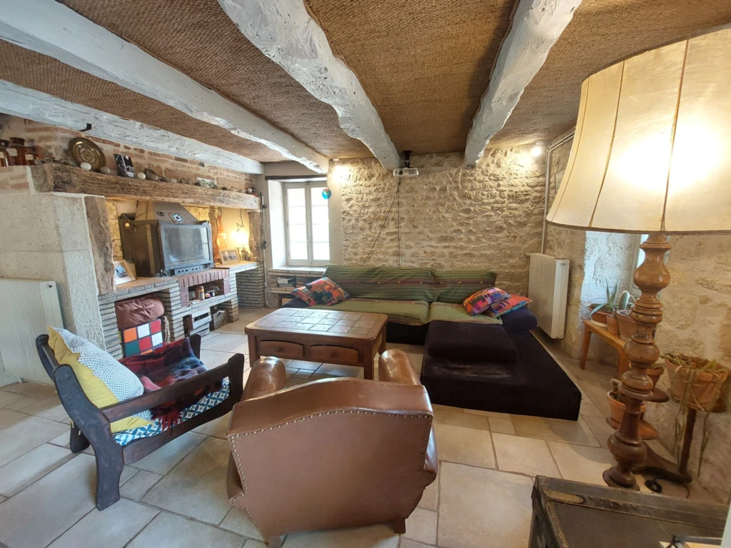 168592697_5