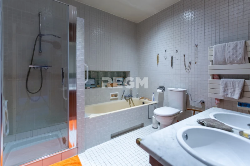 SALLE DE BAIN 4ème