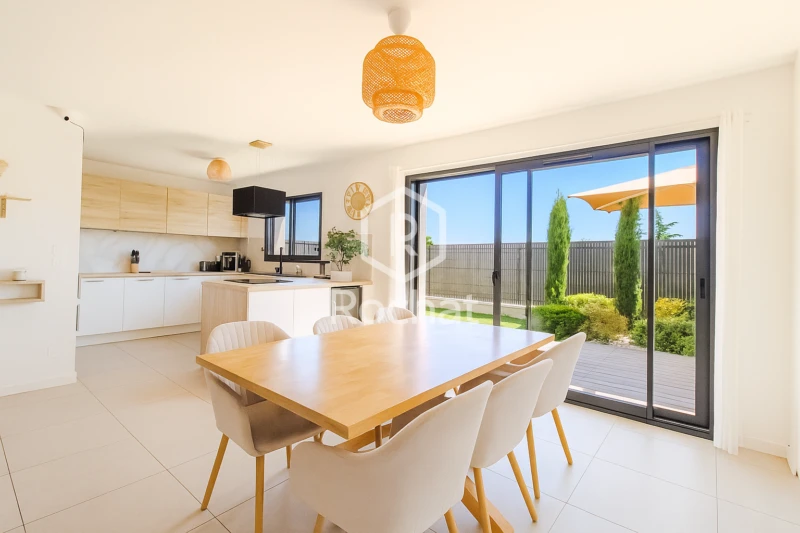 Salle à manger - Maison récente (2022) à Beauvallon