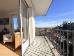 terrasse/balcon avec vue