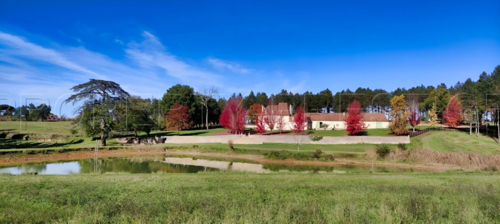 DORDOGNE MANOIR DU XVème 24 HA ETANG PUITS 7