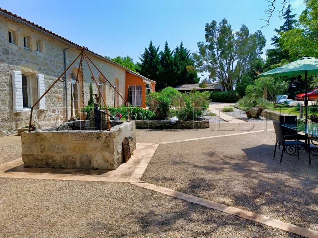 LOT ET GARONNE PROPRIETE XIXème EN PIERRES 3,6 HA 9
