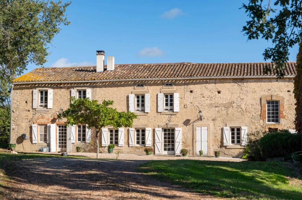 CARCASSONNE PROPRIETE 33 HA RUISSEAU 8
