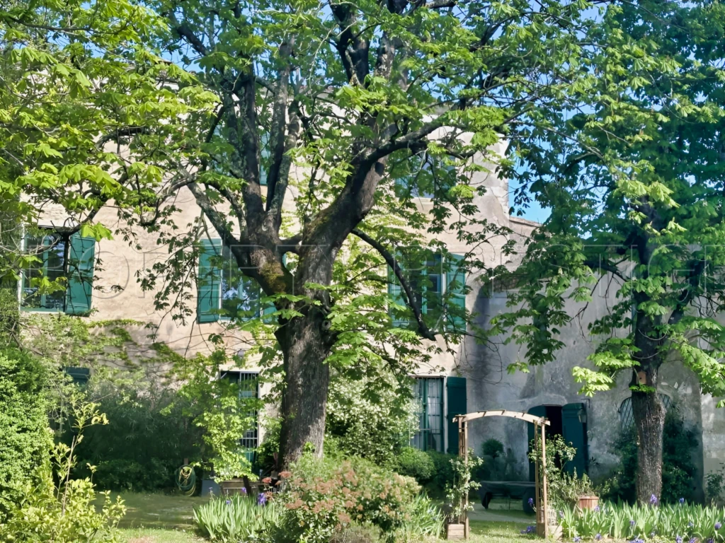GARD DEMEURE PRIVEE CHATEAU XVIIème 15