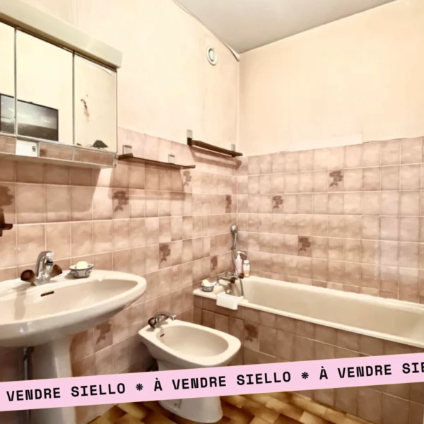 Rare ! Appartement T3 au dernier étage. 5