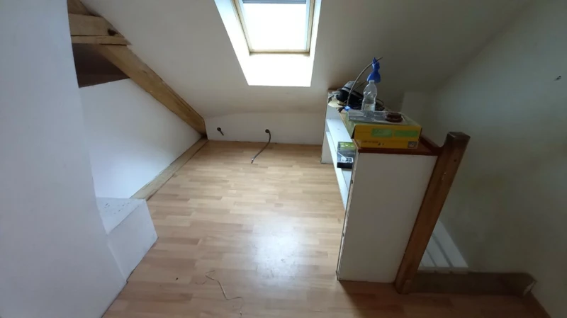 maison de 95m² sur 600m² de terrain+dépendances 3