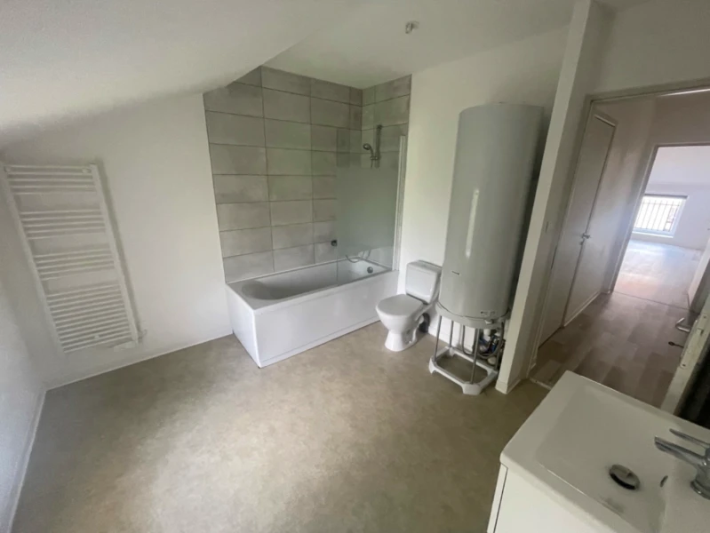 Appartement T5 de 89m² centre-ville de Mirecourt 5