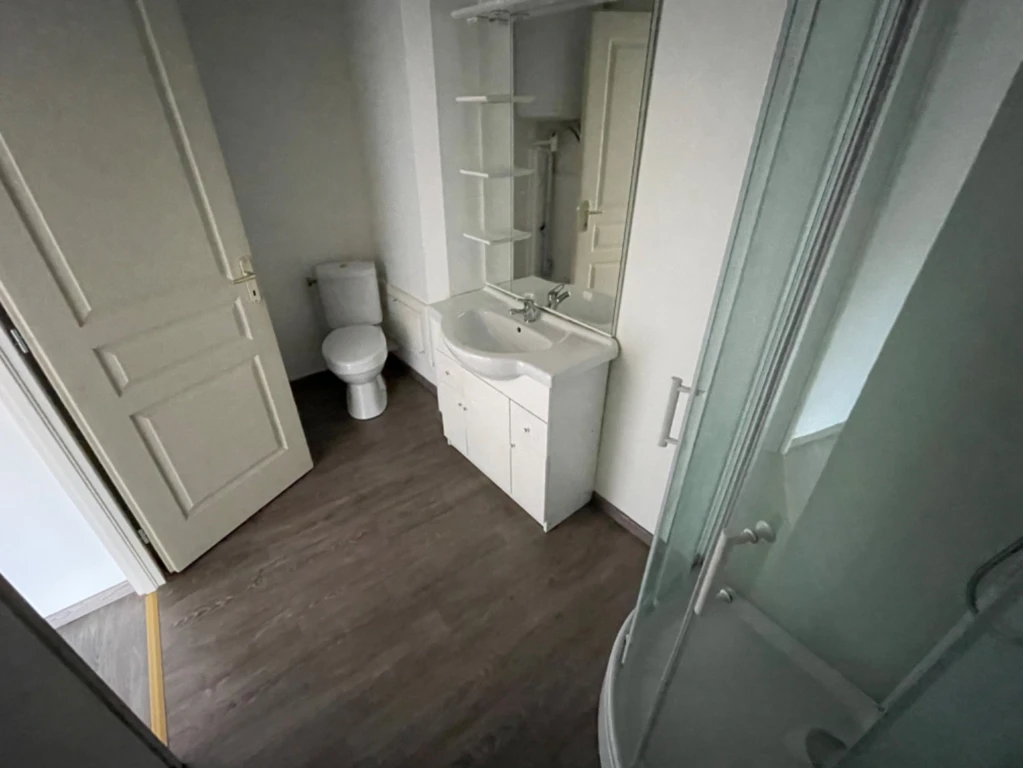 Appartement F2 lumineux de 43mètres carrés 8