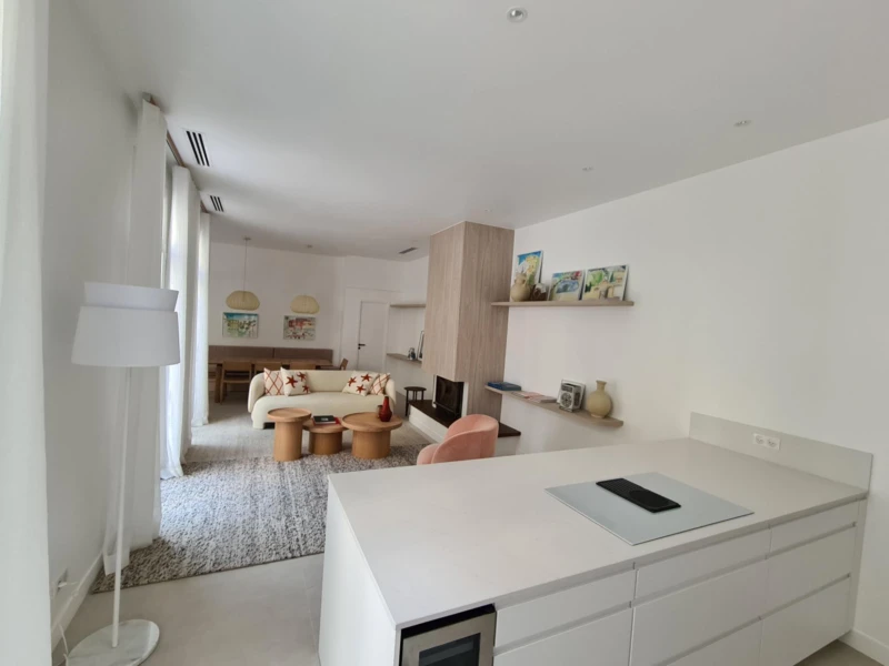 Maison duplex 131m2 - 4 pièces - Cannes (06400) 4