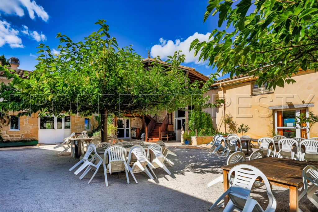AUDE DOMAINE EVENEMENTIEL MARIAGES LAC 6,5 HA 8