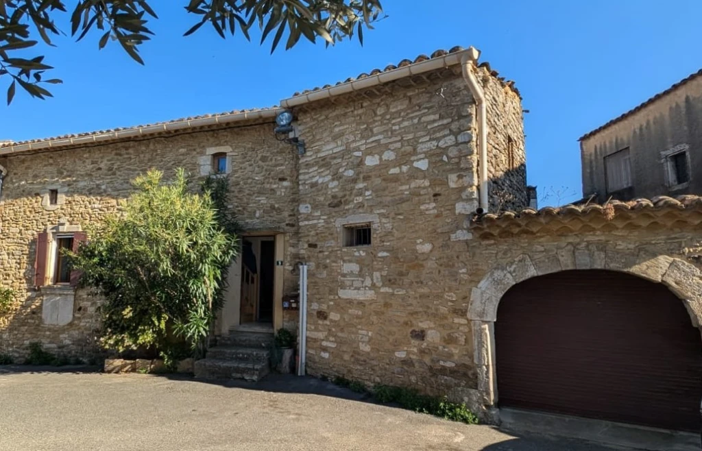 Entre Gard et Ardèche, maison avec jardin 1