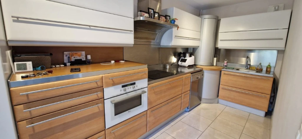 T4 70 M² T3/4 DANS RÉSIDENCE STANDING AVEC PARKING 4