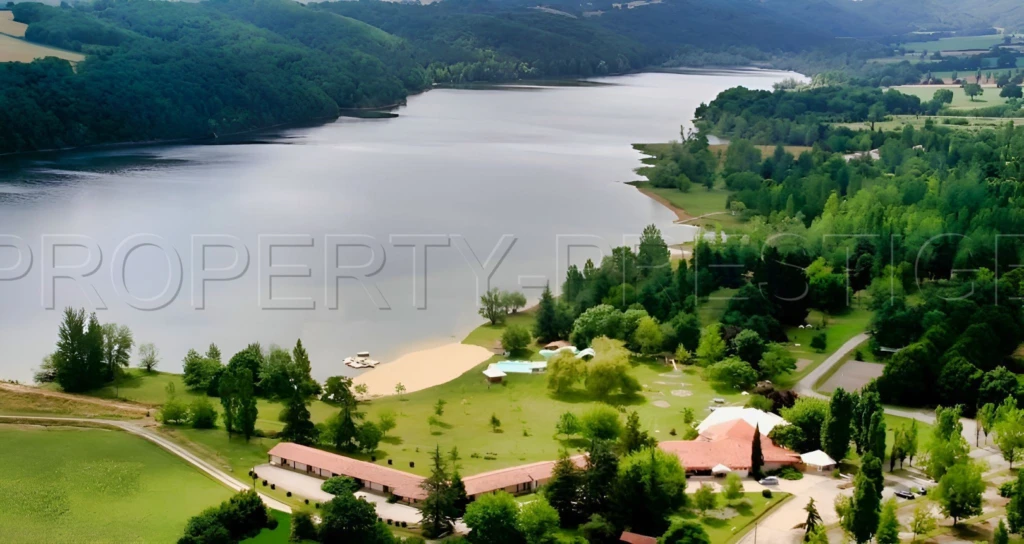 OCCITANIE COMPLEXE TOURISTIQUE 16 HA LAC 1