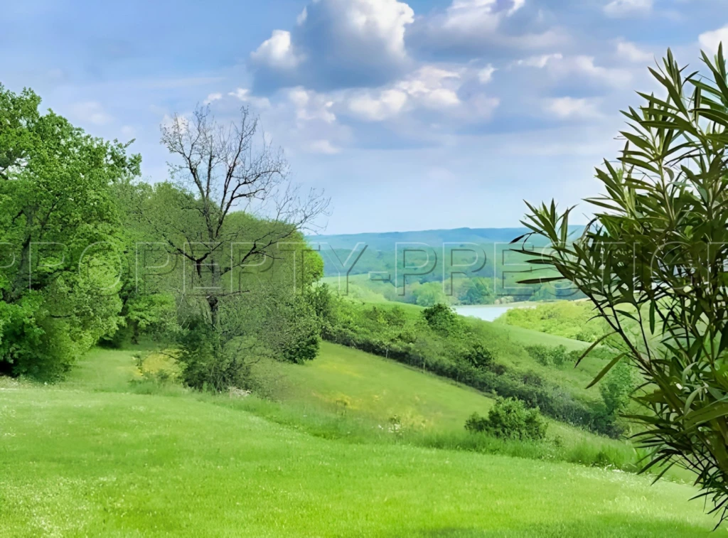 GERS PROPRIETE 30 HA BELLE NATURE 2