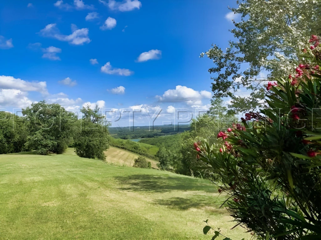 GERS PROPRIETE 30 HA BELLE NATURE 3