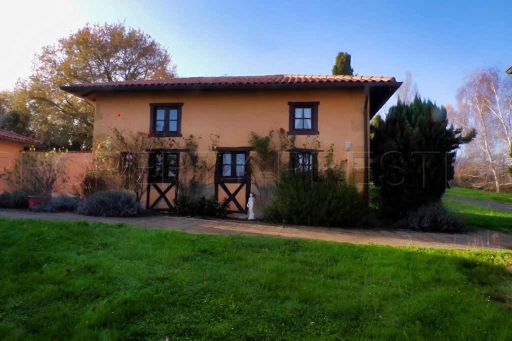 GERS PROPRIETE 30 HA BELLE NATURE 9