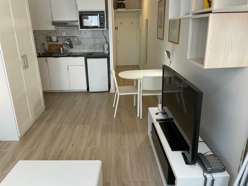 Studio 24 m2 bien équipé (loyer tout inclus) 7
