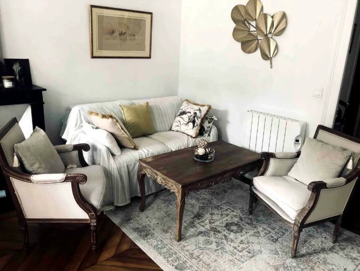 À LOUER – Charmant appartement de style parisien de 70 m², soigneusement meublé. (loyer tout inclus) 5