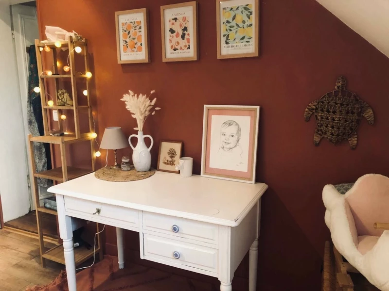 À LOUER – Charmant appartement de style parisien de 70 m², soigneusement meublé. (loyer tout inclus) 7