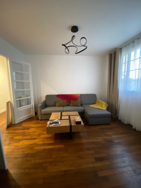 Bel appartement lumineux sans vis-à-vis (loyer tout inclus) 3