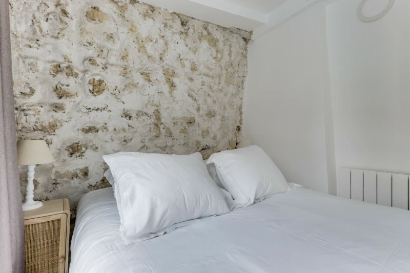 Montmartre - Tertre 1 BD (loyer tout inclus) 17