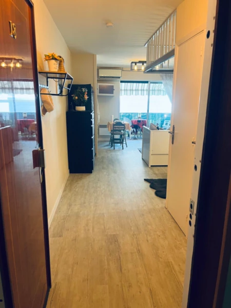 Studio spacieux à Juan les pins + garage (loyer tout inclus) 14