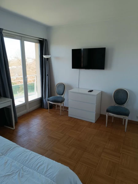 Appartement lumineux Saint-Germain-en-Laye - centre ville (loyer tout inclus) 6