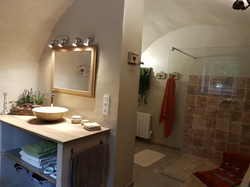 Bastide en Provence (loyer tout inclus) 12