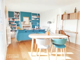 Appartement ensoleillé et gai avec grand terrasse (loyer tout inclus) 1
