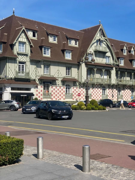Magnifique Rez de jardin sur les hauteurs de Deauville (loyer tout inclus) 4