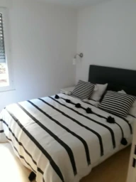 Appartement meuble 2 pieces  a louer Paris 11eme (loyer tout inclus) 2