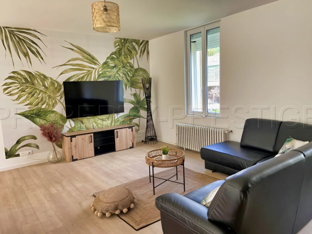 CARCASSONNE – PROPRIETE AGRICOLE – GITES – 47 HA 6
