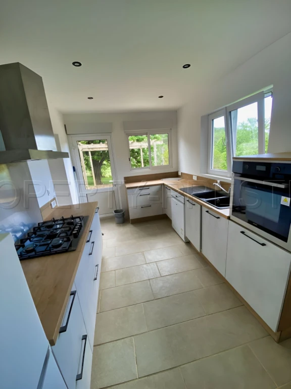 CARCASSONNE – PROPRIETE AGRICOLE – GITES – 47 HA 9